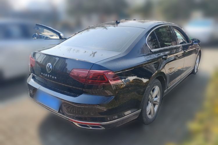 Used Volkswagen Magotan 2023 2 Million Units Limited-Edition 280TSI DSG Comfort Version Rear Right 45 Deg