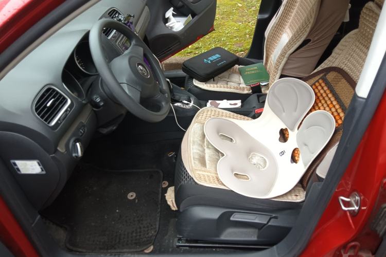 Used Volkswagen Golf 2012 1.6L Automatic Fashion Model Left Front Seat