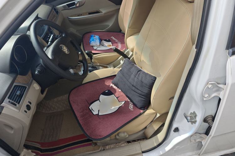 Used Buick Excelle 2015 1.5L Automatic Classic Model
