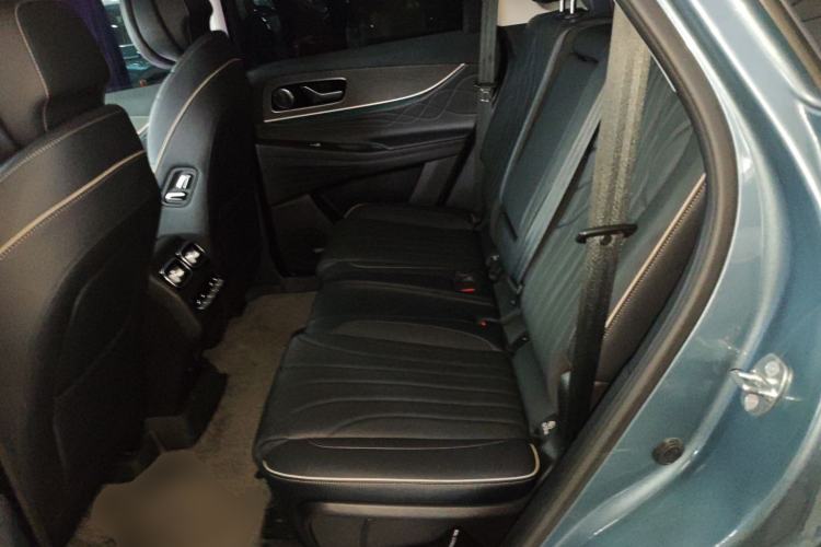 Used Chery Tiggo 9 2023 2.0T Dual-Clutch Two-Wheel Drive Luxury Edition 7 Seats
