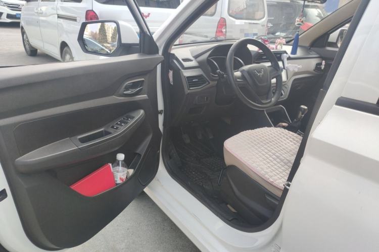 Used Wuling Hongguang 2018 1.5L S Standard Version L2B