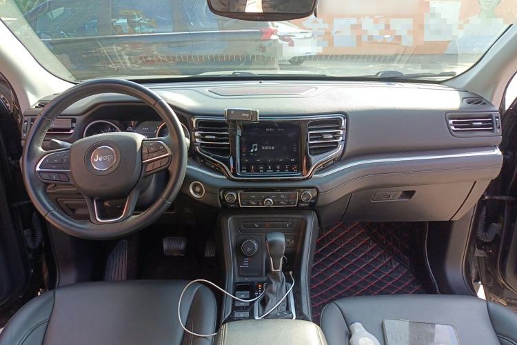 Used Jeep Grand Commander 2018 2.0T Four-Wheel Drive Premium Navigation Version China V
