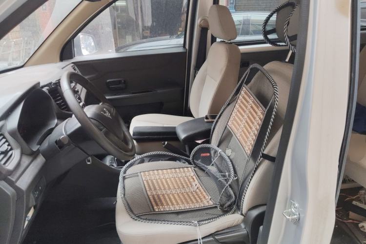 Used Wuling Hongguang V 2019 1.5L Jingqu Version China VI LAR