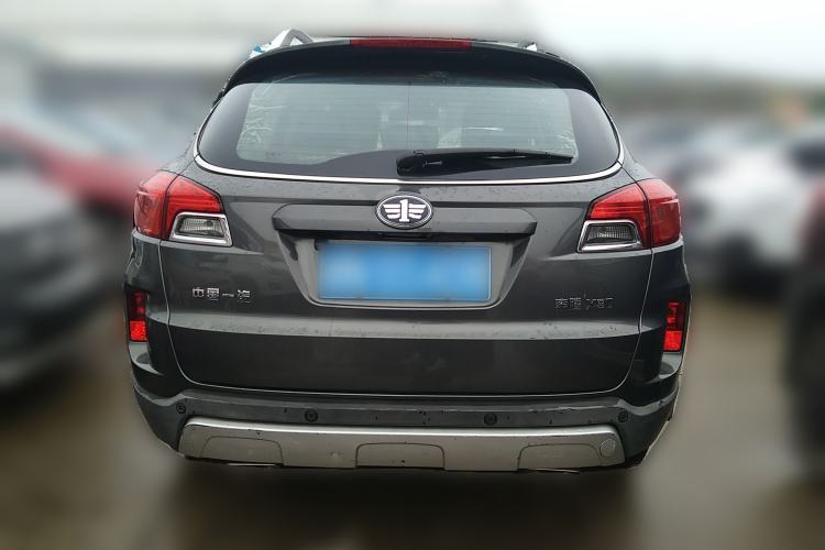 Used Bestune X80 2013 2.0L automatic comfort version Rear