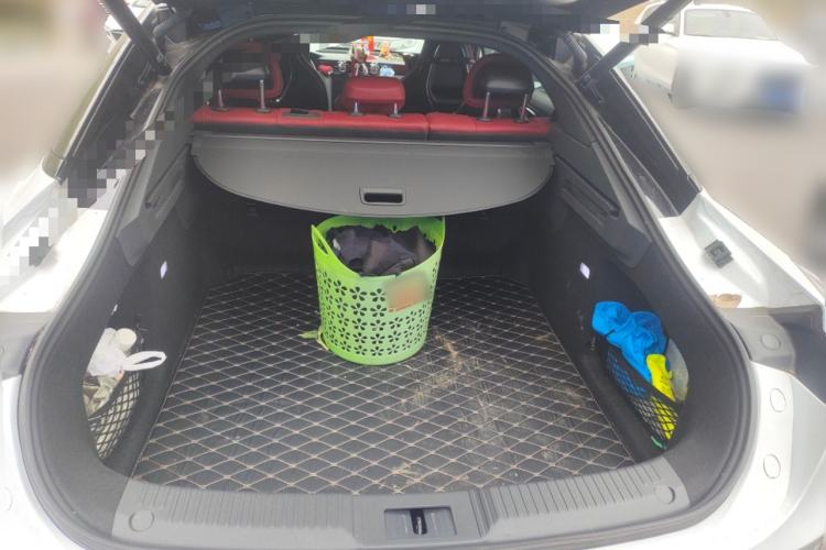 Used Hongqi H6 2024 2.0T ZhiShang Version