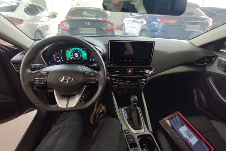 Used Hyundai Lafesta 2021 280TGDi GLX Elite Edition Center Console