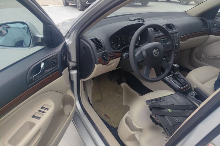 Used Skoda Octavia 2013 1.6L Automatic Yijun Edition