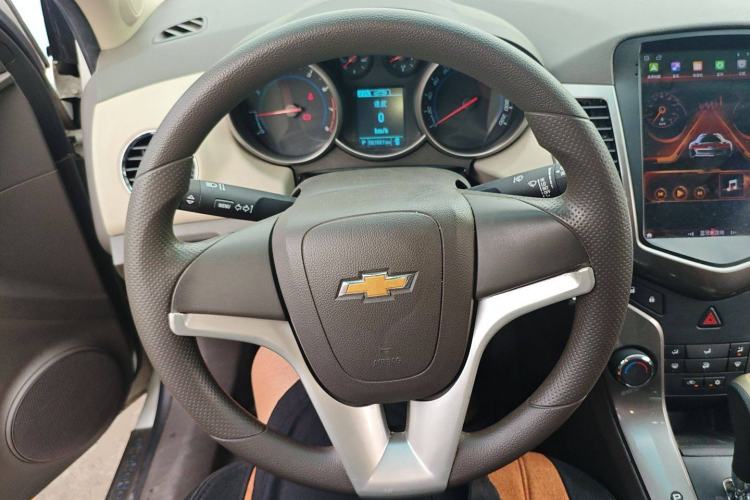 Used Chevrolet Cruze 2015 1.5L Classic SE AT