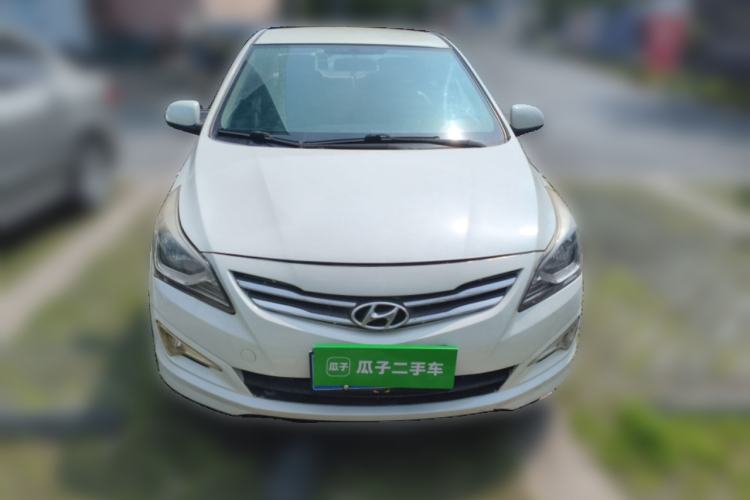 Used Hyundai Verna (older generation) 2014 1.4L Manual Smart GLS Trim
