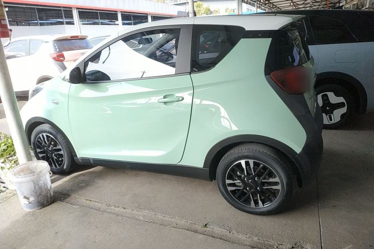 Used Chery Little Ant 2022 Sweet Pink Edition Half-Sugar Version Lithium Iron Phosphate 29.2 kWh 30 kW 301 km