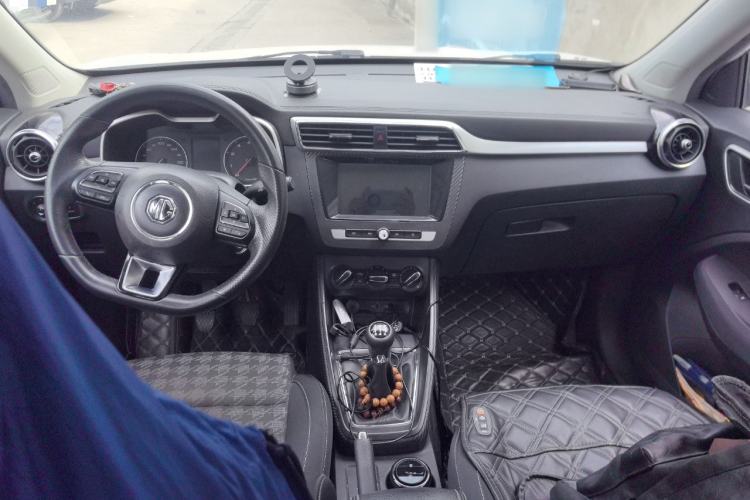 Used MG ZS 2018 1.5L Manual 65-inch Giant-Screen Sunroof Version China V Standard