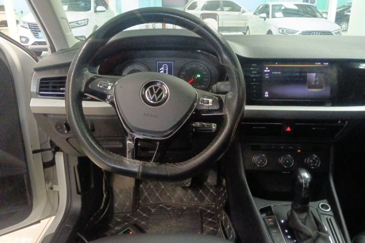 Used Volkswagen Lavida 2019 1.5L Automatic Comfort Edition China VI Standard Steering Wheel