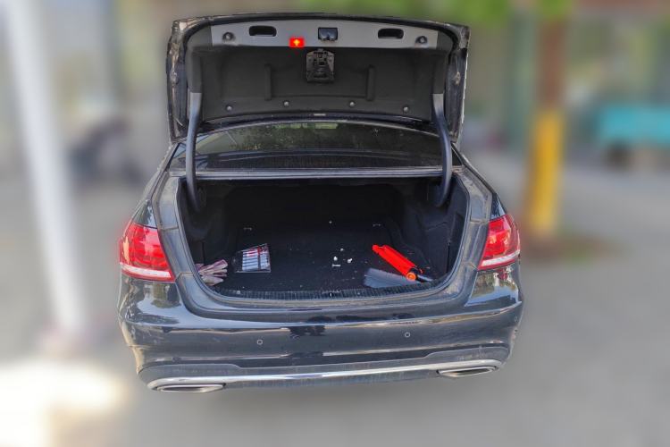 Used Mercedes-Benz E-Class 2015 E 260 L Sport & Fashion Model