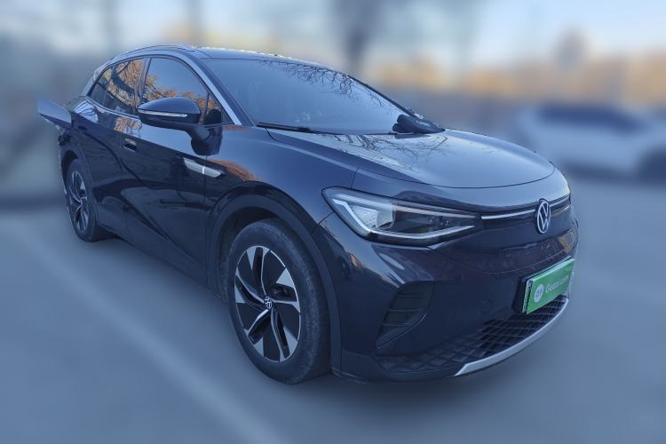 Used Volkswagen ID.4 CROZZ 2022 Standard Range PURE Edition Front Right 45 Deg