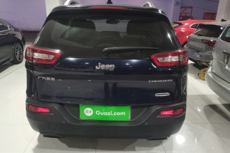 Used Jeep Cherokee 2016 2.4L Leading Edition