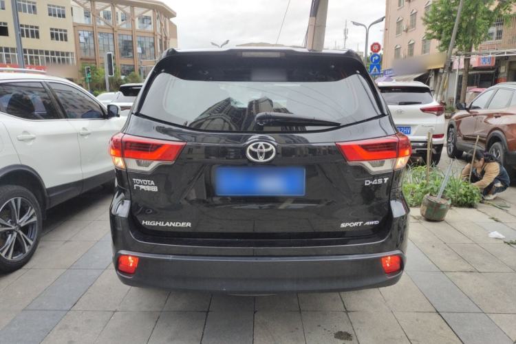 Used Toyota Highlander 2018 2.0T Four-Wheel Drive Prestige Version 7 Seats China V Emission Standard