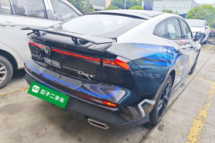 Used CHANGAN UNI-V 2024 1.5T Prestige Edition
