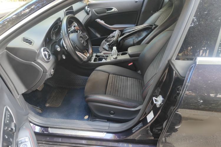 Used Mercedes-Benz CLA 2016 CLA 220 4MATIC
