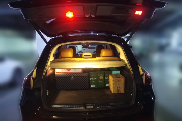 Used Mercedes-Benz GLE 2023 GLE 450 4MATIC Stylish Model Trunk