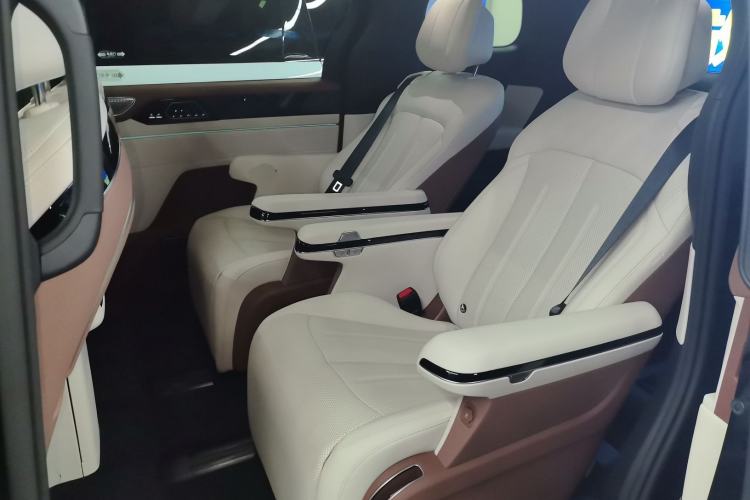 Used BYD Xia 2025 DM-i 1.5T 180km Beyond Edition
