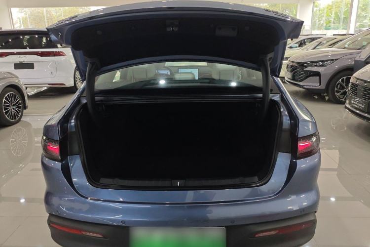 Used BYD Seal 05 DM-i 2025 DM-i Intelligent Drive 120KM Flagship Model Trunk