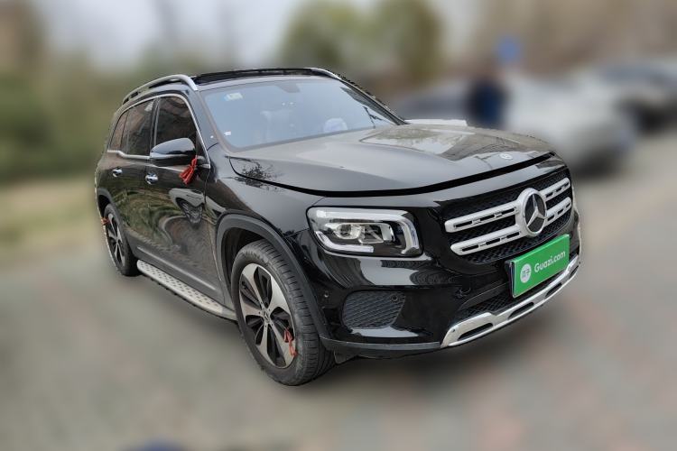 Used Mercedes-Benz GLB 2021 GLB 200 Fashion Model Front Right 45 Deg