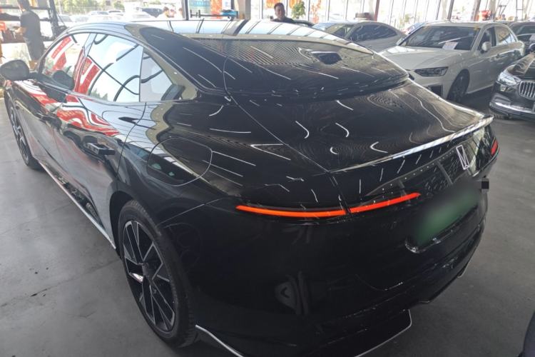 Used Avatr 06 2025 Pro Range-Extended Edition Exterior 2