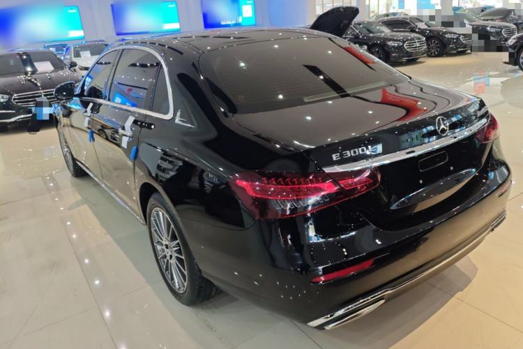Used Mercedes-Benz E-Class 2023 Facelift E 260 L