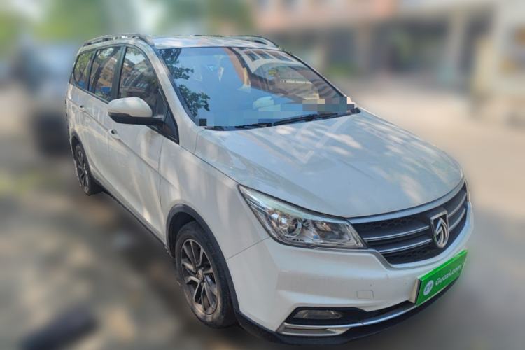 Used Baojun 730 2019 1.5L Manual Fashion Model 7-seater China VI

