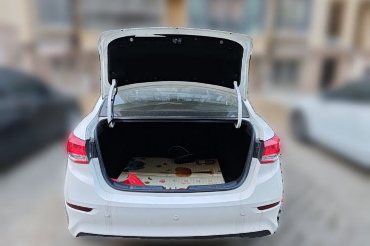 Used CHANGAN Alsvin 2019 1.5L DCT Comfort Model China VI Standard

