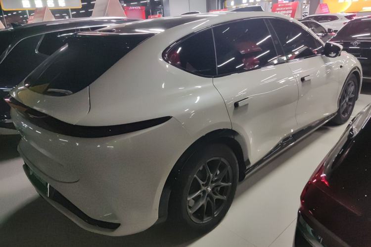 Used IM LS7 2024 90 kWh Max Elite Rear-Drive Version
