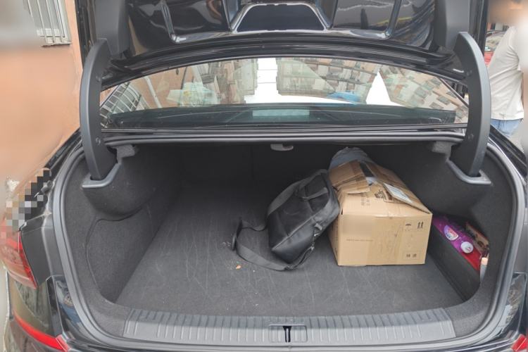 Used Volkswagen Passat New Energy 2023 430 PHEV Hybrid Luxury Edition Trunk