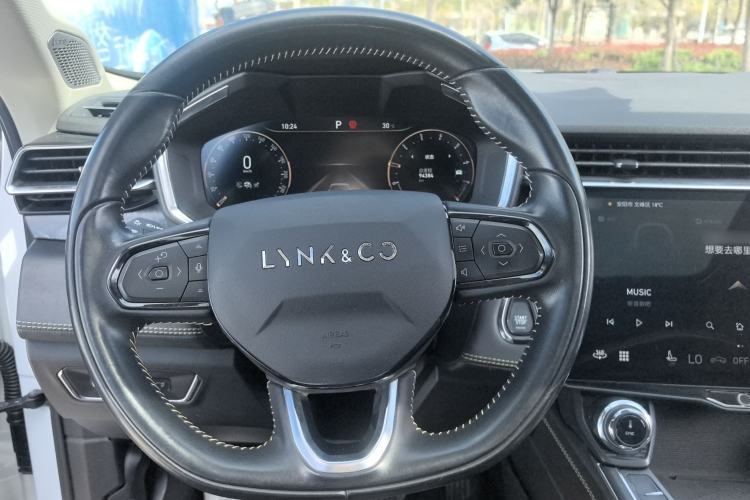 Used Lynk & Co 05 2022 2.0T Two-Wheel Drive Shine Halo
