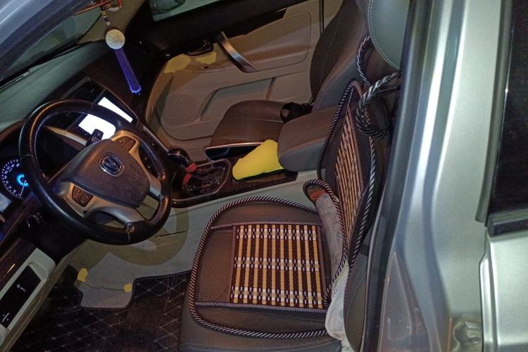 Used CHANGAN Raeton 2013 1.8T Automatic Elite Model China IV Standard Left Front Seat