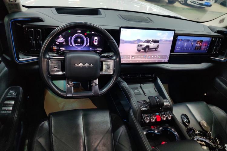 Used Formula Leopard Leopard 5 2023 Navigator Edition