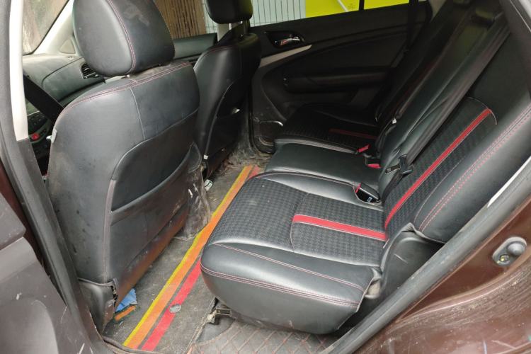 Used BYD S7 2015 2.0T Automatic Prestige Model