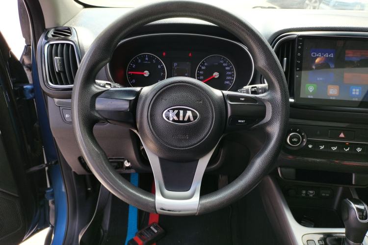 Used Kia KX3 2015 1.6L Automatic Two-Wheel Drive DLX Steering Wheel