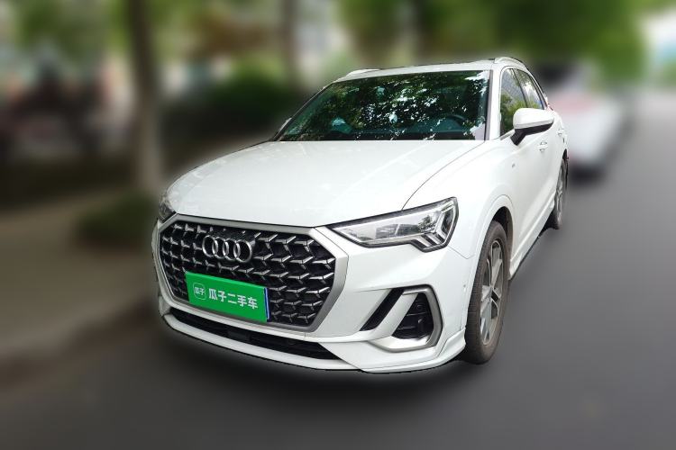 Used Audi Q3 2024 40 TFSI Fashion Dynamic Model