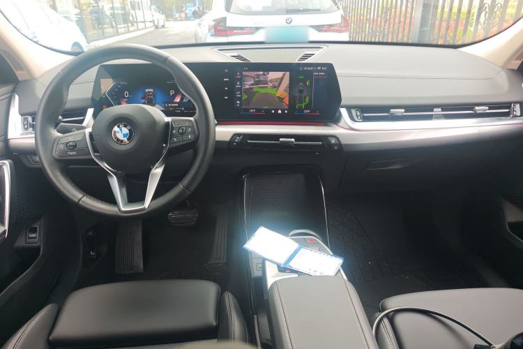 Used BMW X2 2024 sDrive25i M Sport Package Center Console