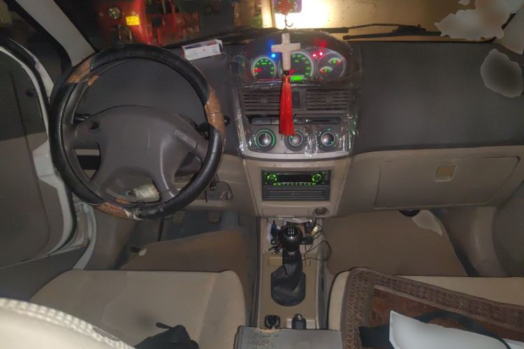 Used FAW Weizhi 2011 Sedan 1.5L Manual Elite Model