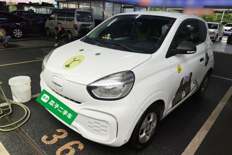 Used Roewe Clever 2021 302 km New Four-Seater Super-Efficient Version