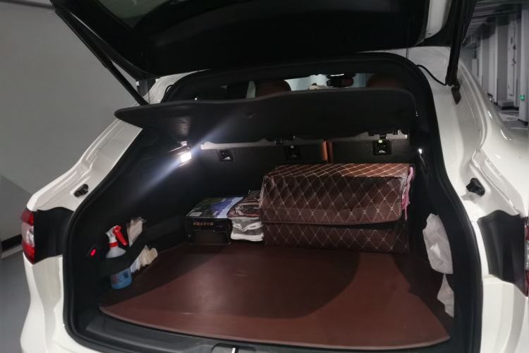 Used Maserati Levante 2016 3.0T Standard Edition Trunk