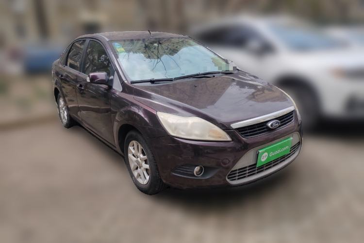 Used Ford Focus 2012 Sedan Classic 1.8L Automatic Base Model