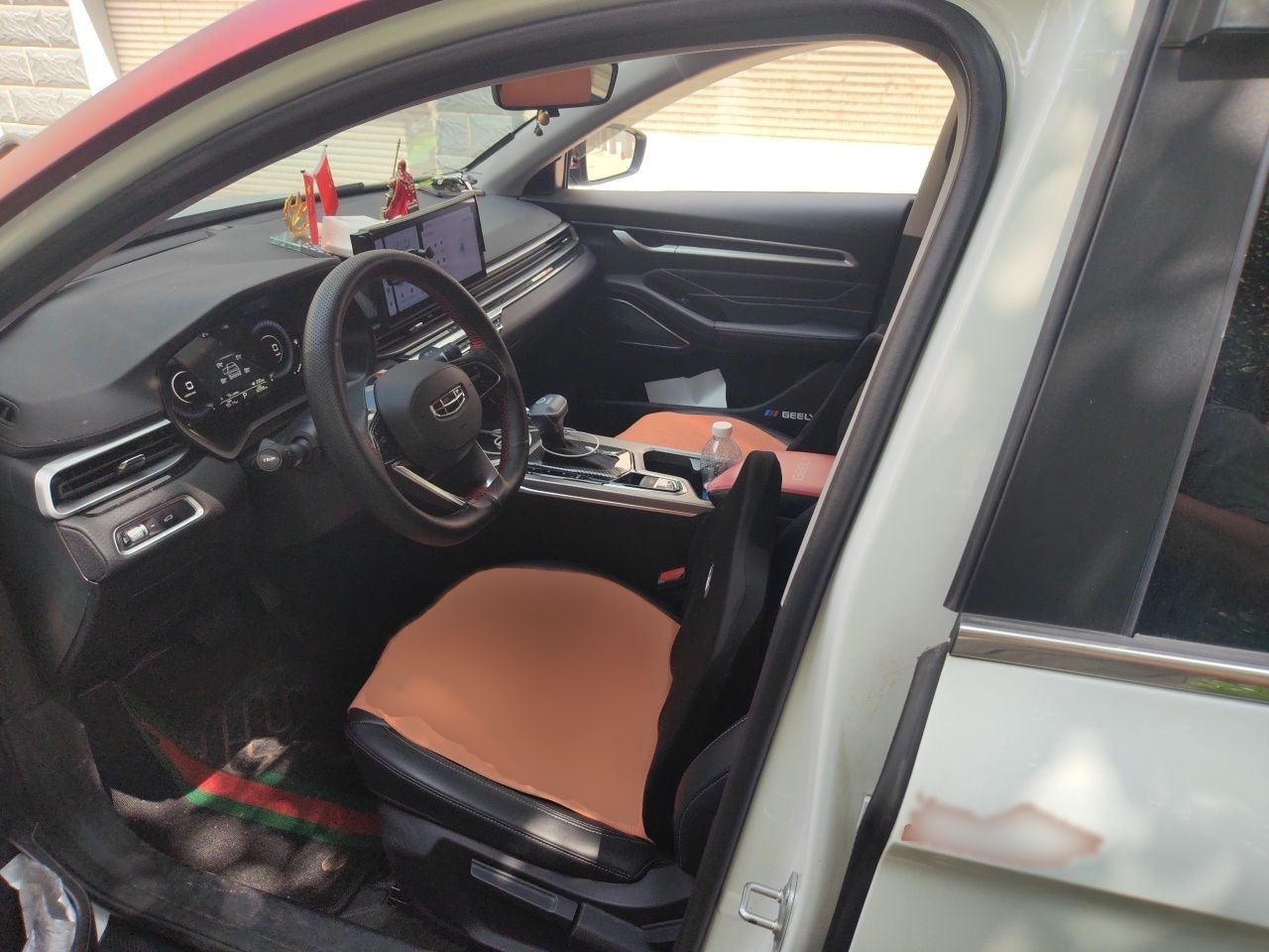 Geely Auto Emgrand 2023 4th Generation Champion Edition 1.5L CVT Prestige Model — снимка 14