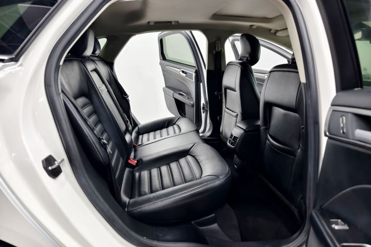 Used Ford Mondeo 2017 Facelifted EcoBoost 180 Fashion Edition Interior 2