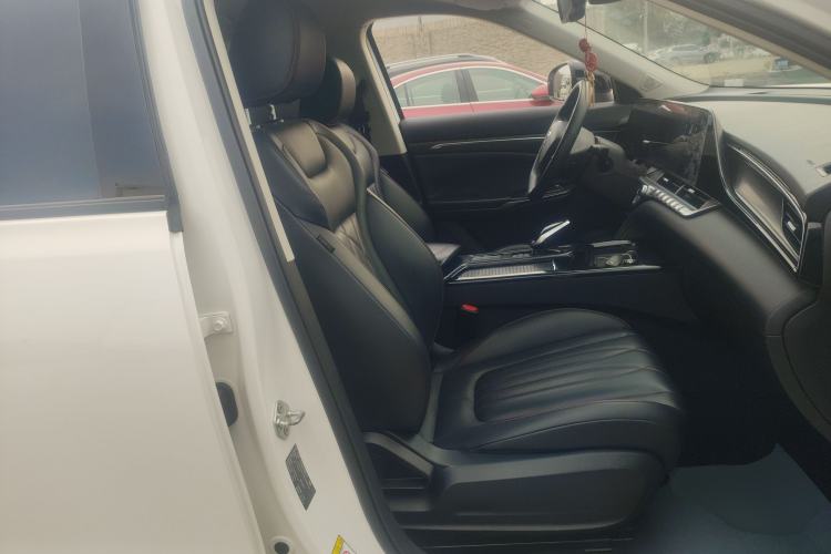 Used Bestune T55 2021 1.5T Automatic Joyful·Prestige Edition Right Front Seat