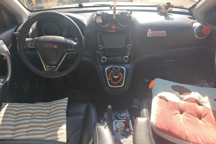 Used Haval H6 2014 Upgraded Model 1.5T Manual Two-Wheel Drive Elite Version