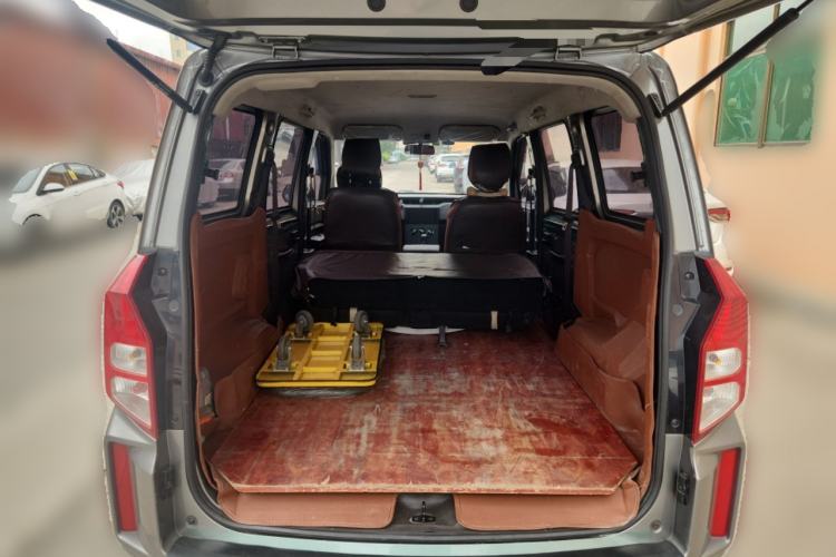 Used Wuling Hongguang PLUS 2019 1.5T Manual Standard Edition 5 Seats Trunk