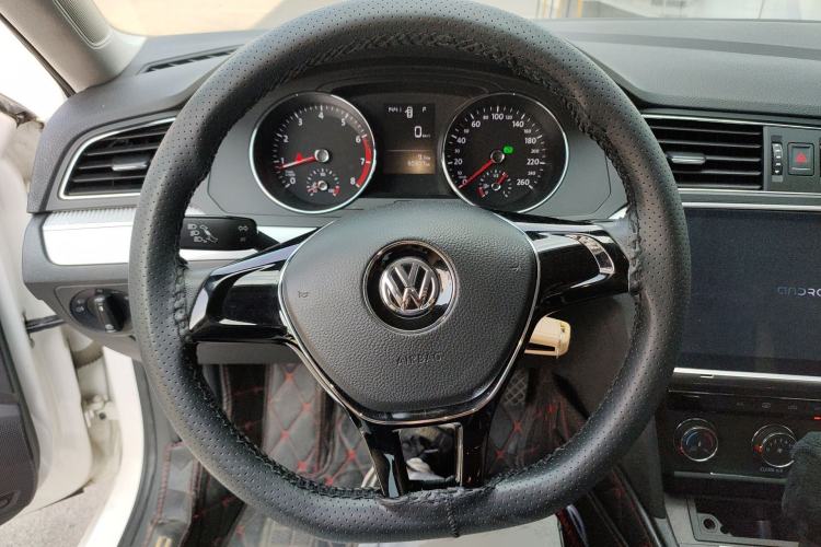 Used Volkswagen Lamando 2018 230TSI DSG Fashion Edition Steering Wheel