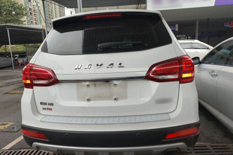 Used Haval H6 2017 Red-Label Sport Edition 2.0T Diesel Manual Two-Wheel Drive Elite Model China V Standard
